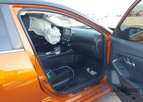 2021 Nissan Sentra Sr Xtronic Cvt z USA, uszkodzony, nr VIN 3N1AB8DV7MY277942